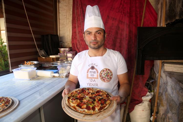 Bu pizzanın benzerlerinden çok önemli bir farkı var! Tam 10 bin yıllık&hellip;