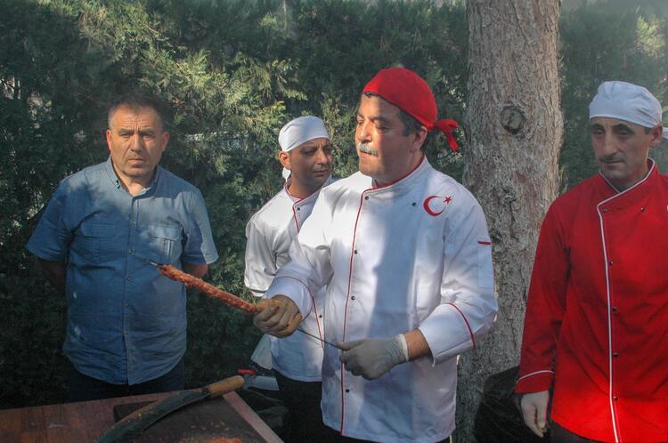 Tarsus kebabını Ankara'ya tanıttılar