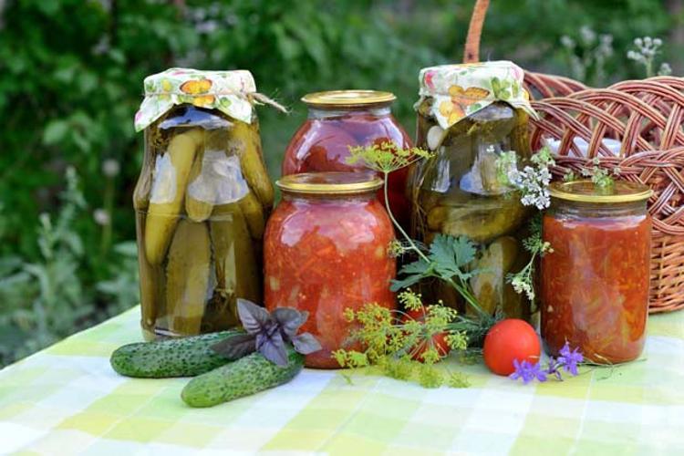 4-Sebze ve meyveleri 15-20 dakika kaynatın: