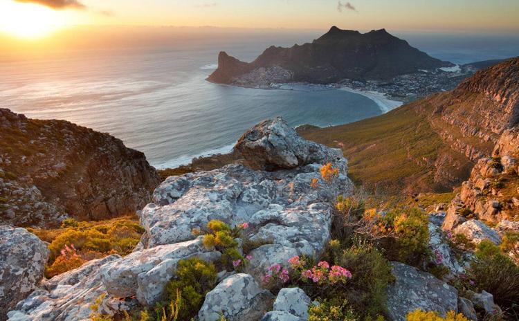 14- Masa Dağı, (Table Mountain), Güney Afrika