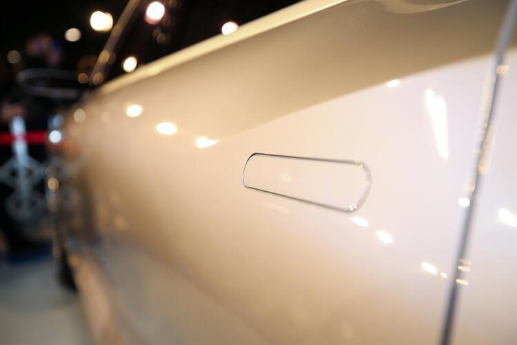 DAILY MAIL’DEN TESLA VURGUSU