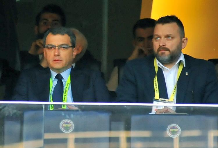 FENERBAHÇEDE BİR FUTBOL AKLI SORUNU VAR