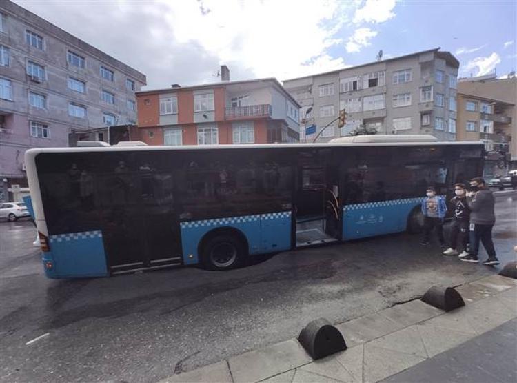 Cuma Namazi Saat Kacta Istanbul Da Cuma Namazi Saat Kacta Istanbul Namaz Vakitleri