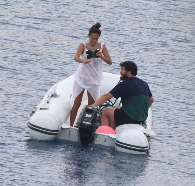 BU HALDE KİMSE TANIMAZ