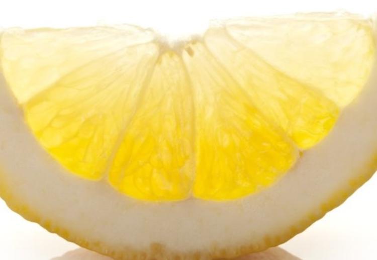 Limonlu Su Icmek Icin 8 Neden Mahmure Limonlu Su Icmek Icin 8 Neden Mahmure