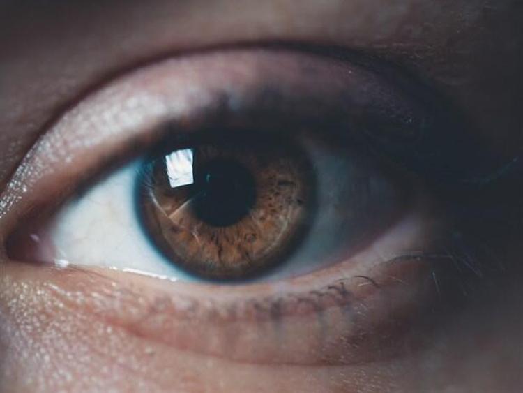 Kirmizi Goz Hastaligi Nedir Bulasici Mi Belirtileri Neler Konjonktivit Hastaligi Ile Ilgili Bilgiler Saglik Haberleri Kirmizi Goz Hastaligi Nedir Bulasici Mi Belirtileri Neler Konjonktivit Hastaligi Ile Ilgili Bilgiler Saglik Haberleri