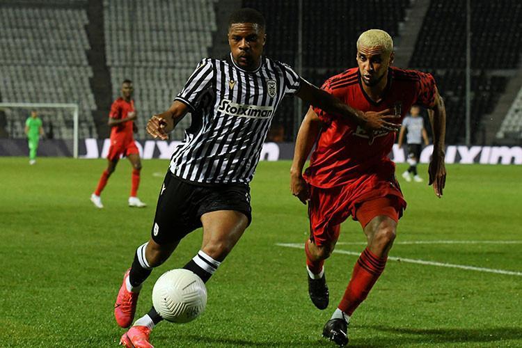 HAKEM PENALTIYI YEDİ