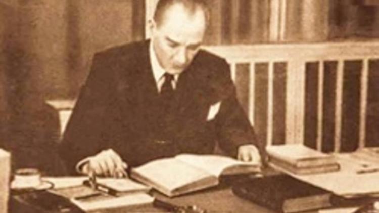 Ataturk Un Cocukluk Fotografi Mi