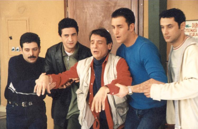 DOSTLARIM BENİ YALNIZ BIRAKTI