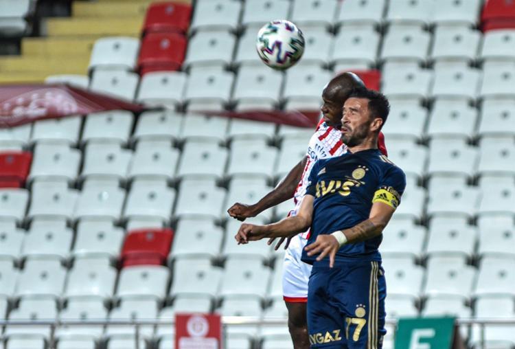 LİGİN ZİRVESİNDE