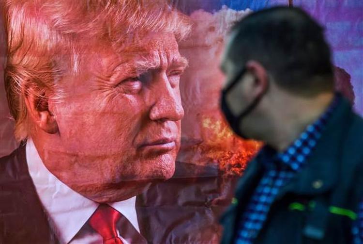 TRUMPTAN GÜNDEME BOMBA GİBİ DÜŞECEK MESAJLAR