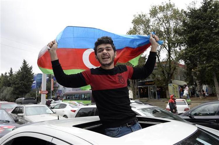 NE OLDU PAŞİNYAN