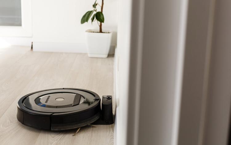 robot supurge tehlikesi gizli gizli arkanizdan bakin ne yapiyor