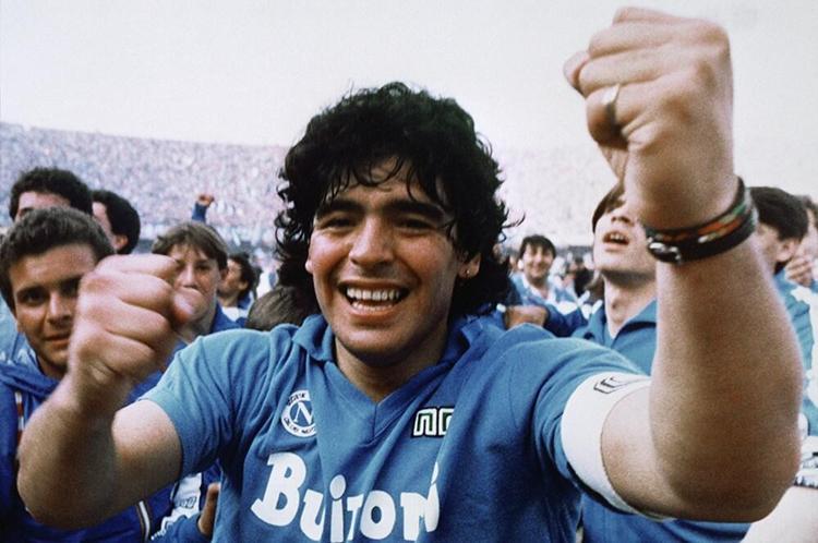 Maradona hayatını kaybetti…