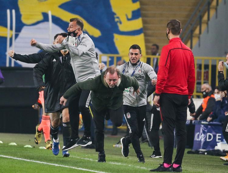 DÜŞME TEHLİKESİ GEÇİRDİ