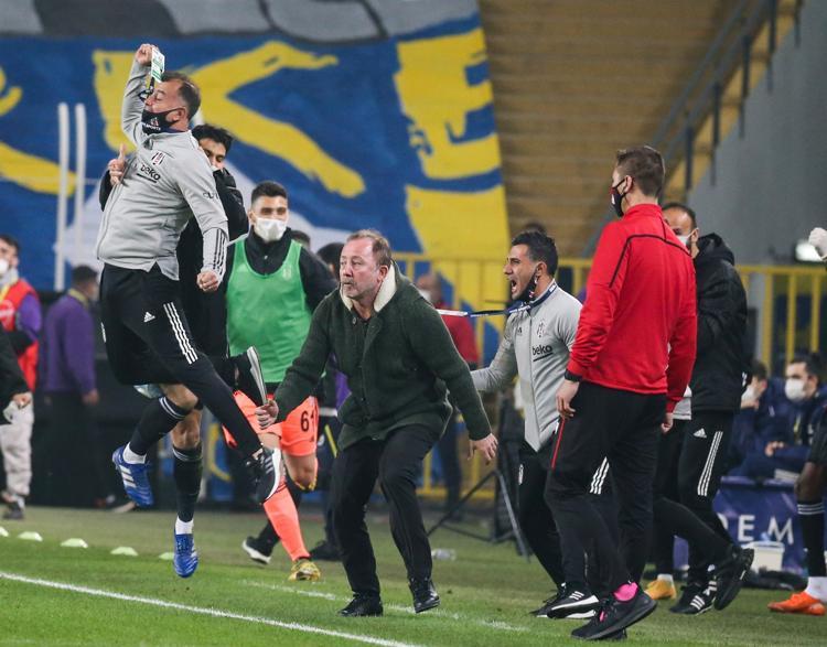 YERİNDE DURAMADI