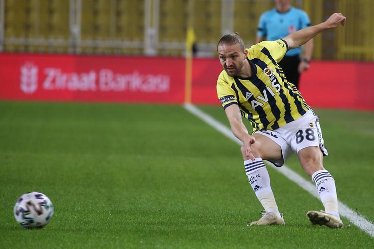 YİNE NE VAR