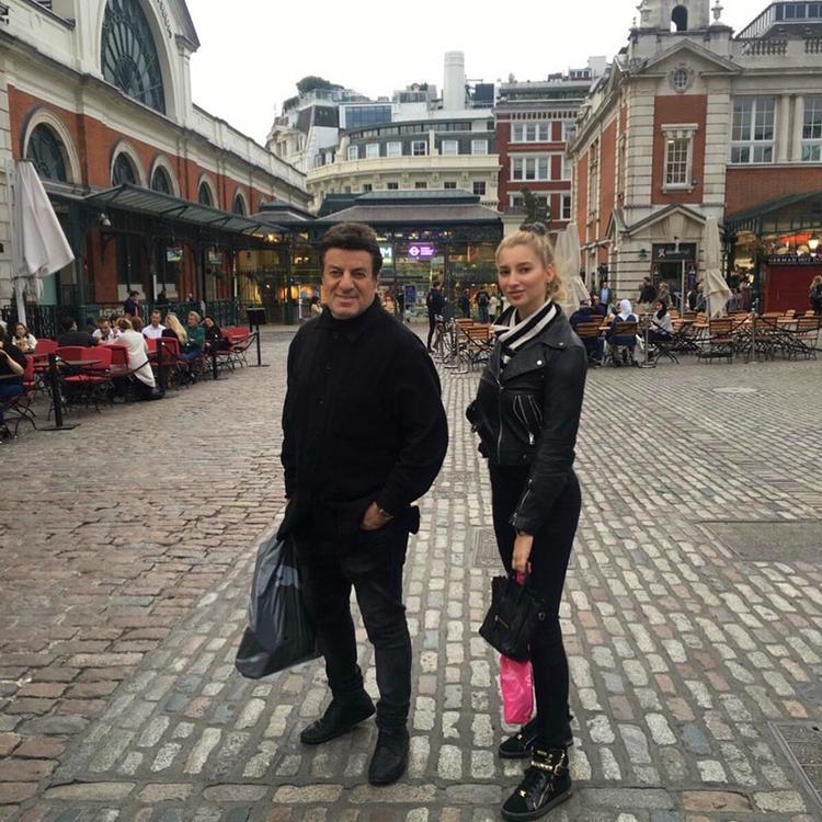 BİR SÜRÜ SAPIĞIN OLDUĞU BİR ORTAMDA KIZIMIN BİKİNİLİ FOTOĞRAFLARI ELDEN ELE DOLAŞTI, BEN DİYARBAKIRLIYIM BUNA MÜSAADE EDEMEM