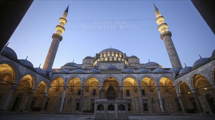 İŞTE 2021 YILI KANDİL GÜNLERİ