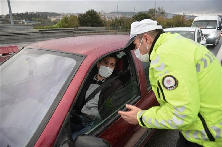 Sokaga Cikma Izni Nasil Alinir Calisma Izin Belgesi Ve Hafta Sonu Sokaga Cikma Izni Hakkinda Merak Edilenler Son Dakika Haberleri