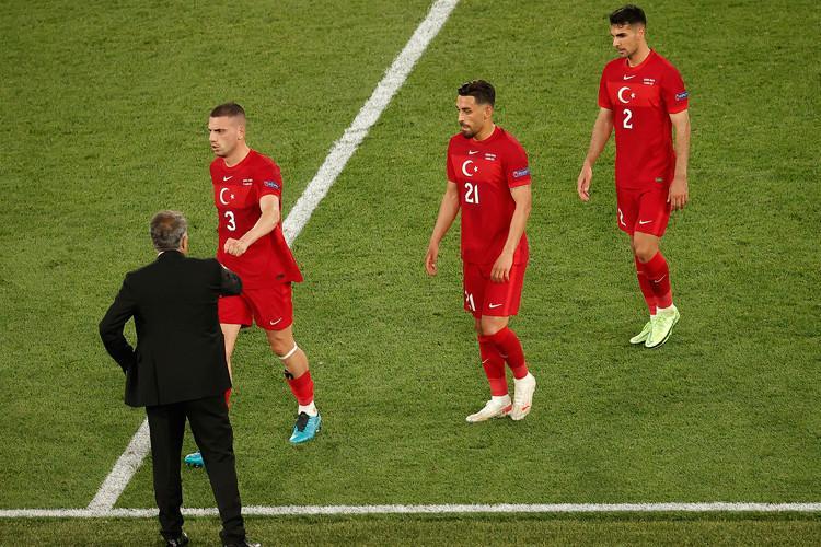 ERMAN ÖZGÜR: BİR TANE İYİ OYUNCU YOKTU