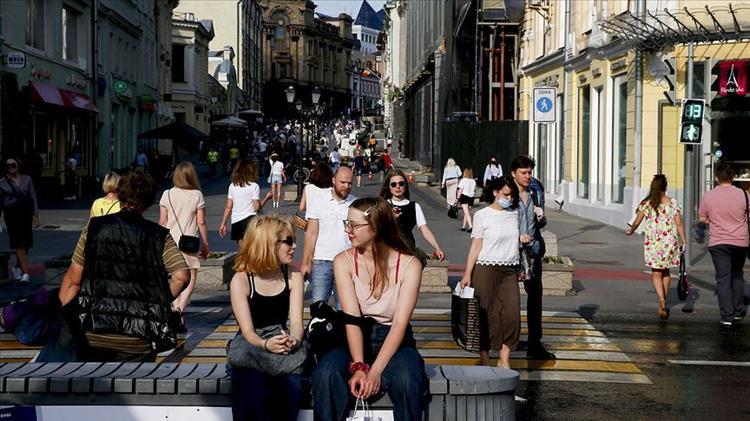 Aşı değil korona etkiliyor