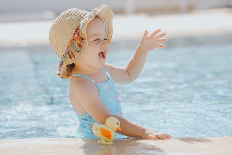 Bebekler Gunesten Nasil Korunmali