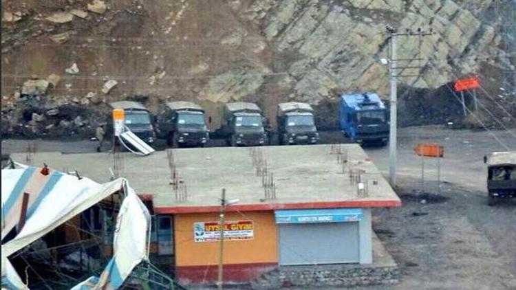 Uludere'de iki köye şafak baskını