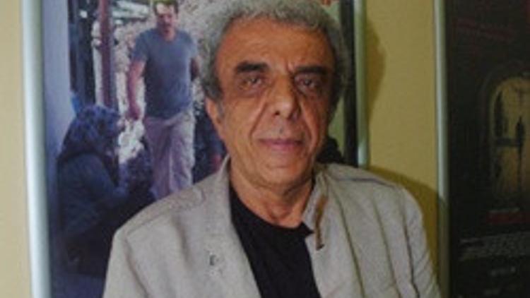Özgentürk'ün iki filmi ayakta izlendi