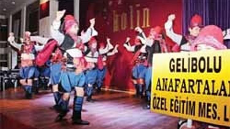 Çanakkale’de yardım gecesi