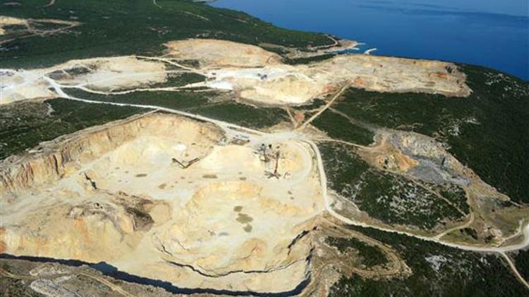 Taş ocakları Saros Körfezi'nde doğayı öldürüyor