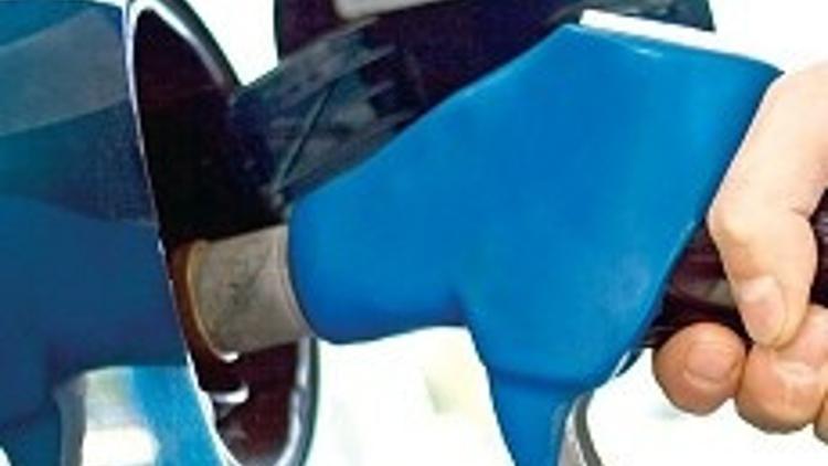 Akaryakıttaki vergi artışında benzine haksızlık yapılıyor