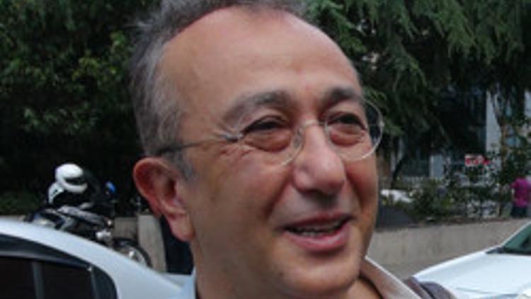 Tayfun Talipoğlu: O tweet için tüm hayat kadınlarından özür dilerim