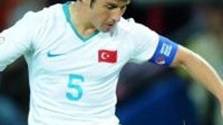 Kadrodan iki futbolcu daha çıkarıldı