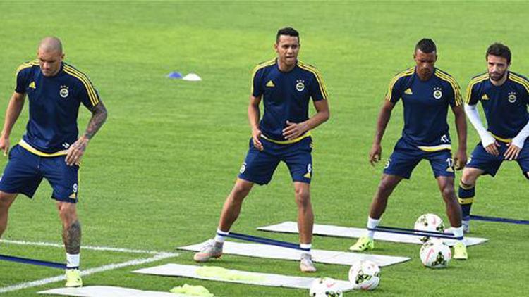 Yeni transferler ilk antrenmanda!