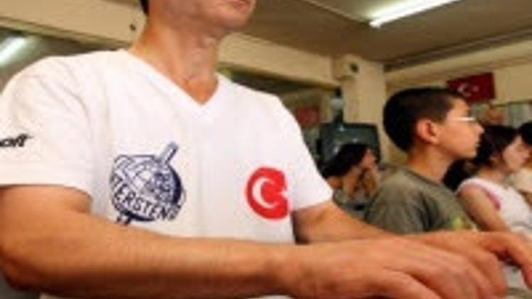 Klavye şampiyonlarından gösteri