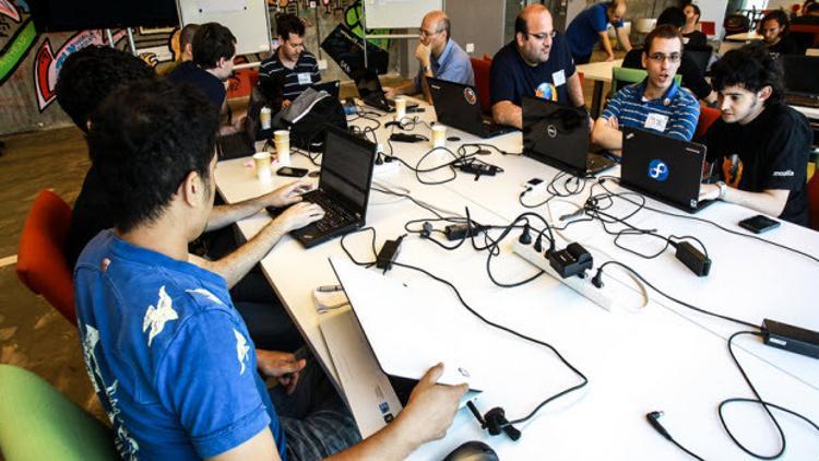 Türkiye'de bir ilk! Hürriyet Hackathon başlıyor