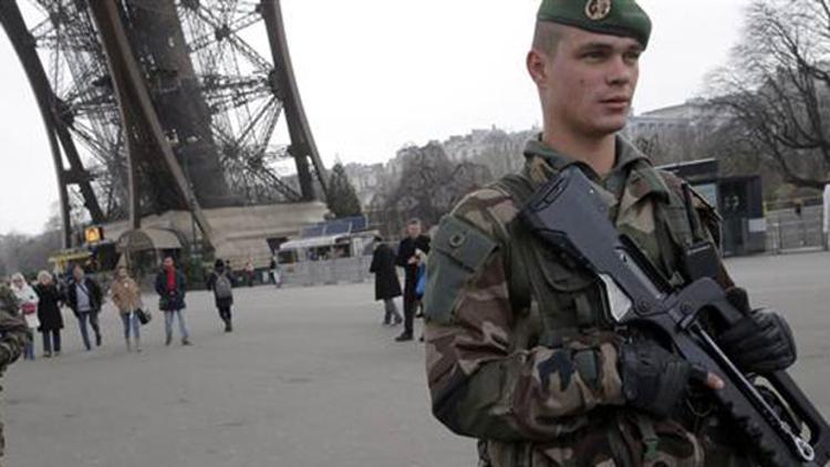 Türkiye'den Paris saldırısına tepkiler