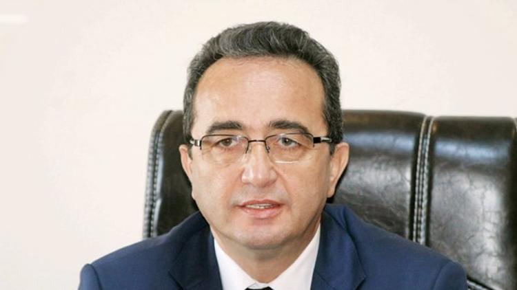 CHP'li Bülent Tezcan'dan 16 yaşındaki liselinin tutuklanmasına tepki