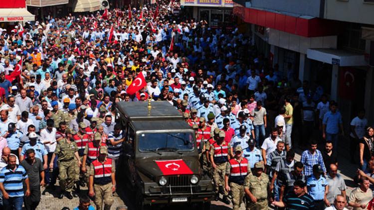 Dün de üç şehidi uğurladık