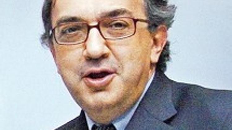 Marchionne: İtalya Fiat’a yük oluyor, yurtdışında kâr ediyoruz
