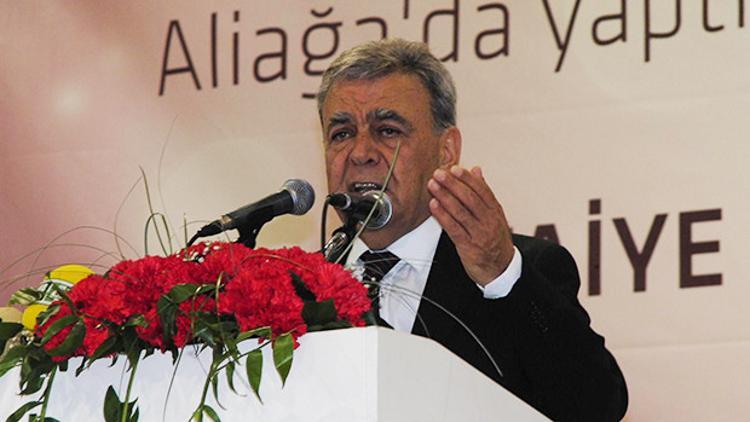 Aziz Kocaoğlu CHP'den ayrılanları topa tuttu