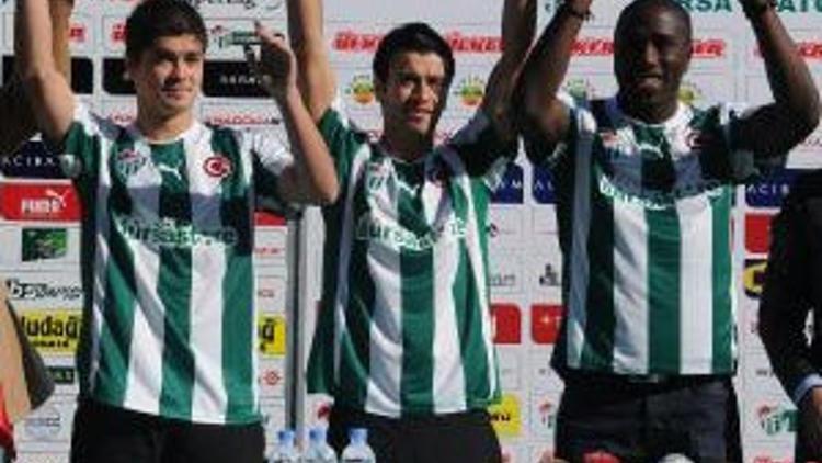 Bursaspor imza şov yaptı
