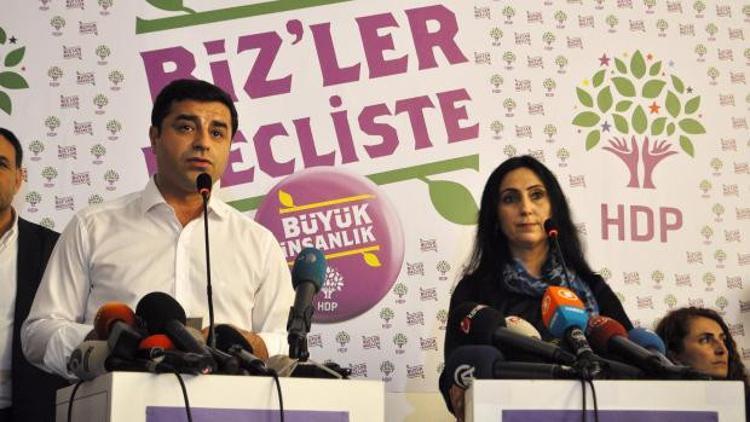 Selahattin Demirtaş ve Figen Yüksekdağ açıklama yaptı