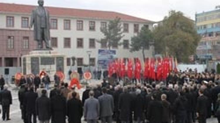 İnönü memleketi Malatya'da anıldı