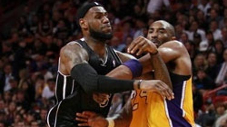 Kobe, LeBron'un önünde