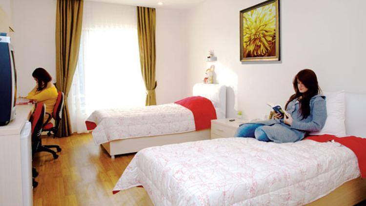 Yedek listedeki öğrencilerin yurt kayıtları başladı