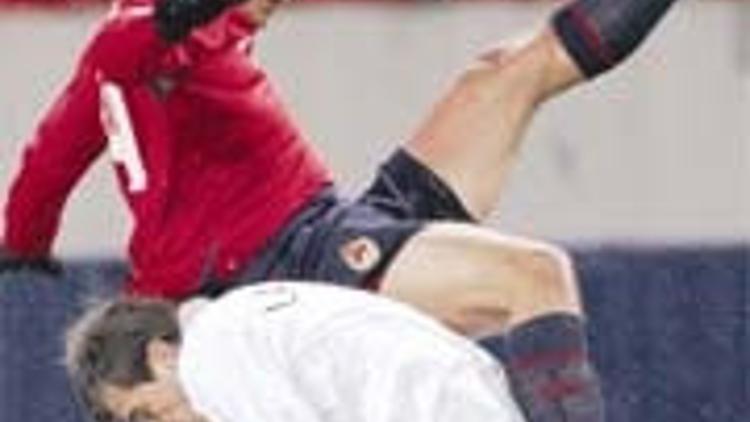 PSV Eindhoven şansıyla güldü