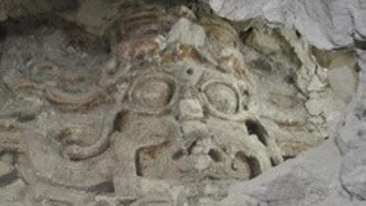 Guatemala'da Maya dönemine ait bin 600 yıllık tapınak bulundu