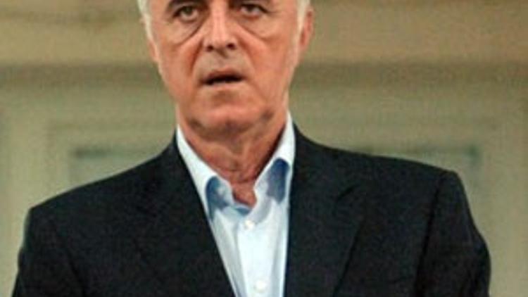 Özhan Canaydın hayatını kaybetti